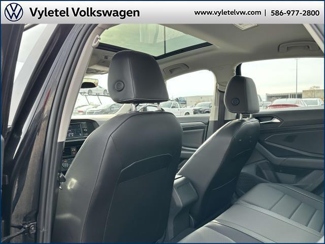 used 2022 Volkswagen Jetta car, priced at $20,995