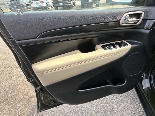 used 2016 Jeep Grand Cherokee car, priced at $16,995