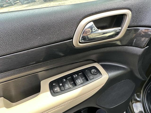 used 2016 Jeep Grand Cherokee car, priced at $16,995