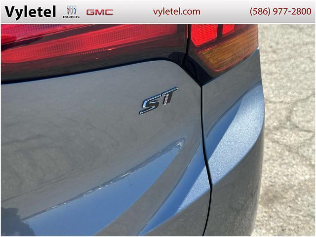 used 2022 Buick Encore GX car, priced at $21,995