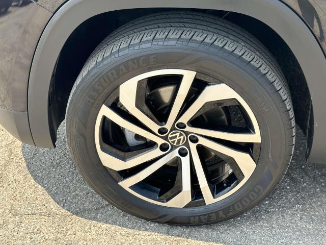 used 2023 Volkswagen Atlas car, priced at $34,995