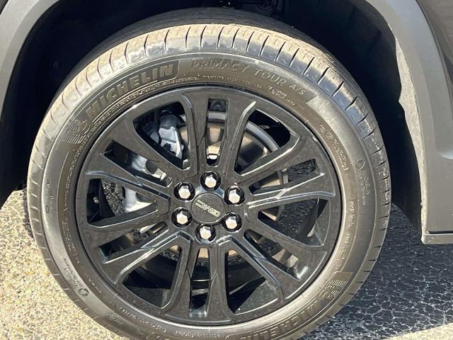used 2023 GMC Acadia car, priced at $27,995