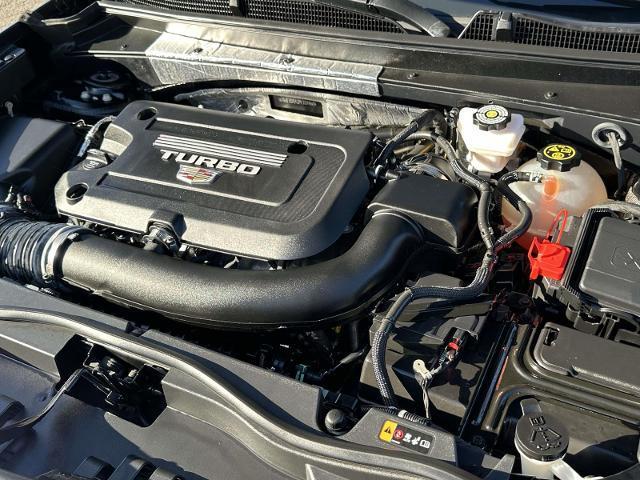used 2023 Cadillac XT4 car, priced at $27,995