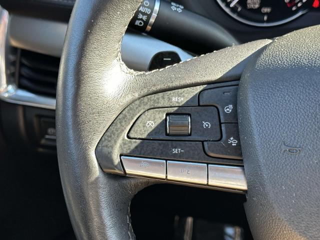 used 2023 Cadillac XT4 car, priced at $27,995