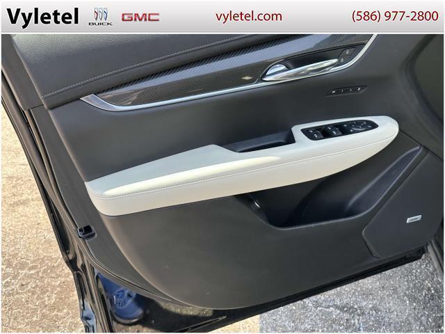 used 2021 Cadillac XT6 car, priced at $36,995