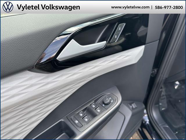 used 2024 Volkswagen Taos car, priced at $25,995