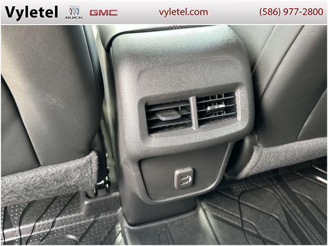 used 2023 Chevrolet Equinox car, priced at $25,995