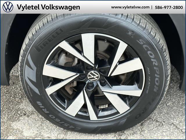 used 2021 Volkswagen Atlas Cross Sport car, priced at $25,995