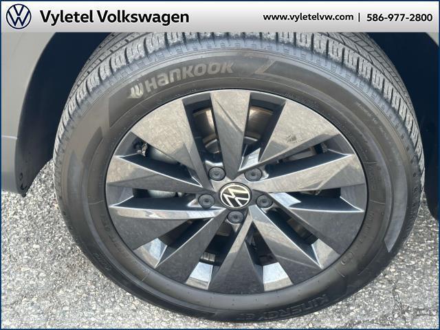 used 2022 Volkswagen Taos car, priced at $22,995