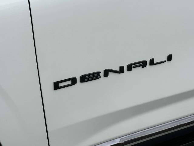 used 2023 GMC Yukon XL car, priced at $84,995