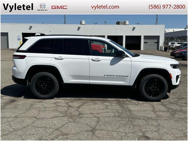 used 2022 Jeep Grand Cherokee car, priced at $29,995