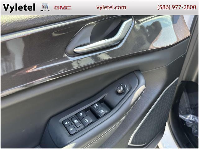 used 2022 Jeep Grand Cherokee car, priced at $29,995