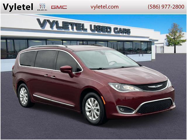 used 2018 Chrysler Pacifica car, priced at $18,995