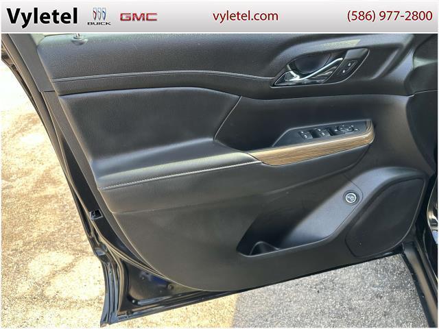 used 2023 GMC Acadia car, priced at $31,995