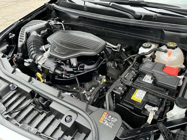 used 2022 Cadillac XT5 car, priced at $33,995
