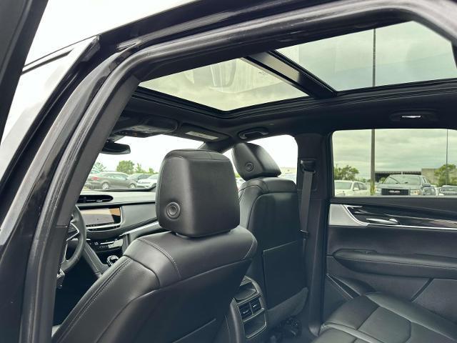 used 2022 Cadillac XT5 car, priced at $33,995