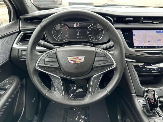 used 2022 Cadillac XT5 car, priced at $33,995