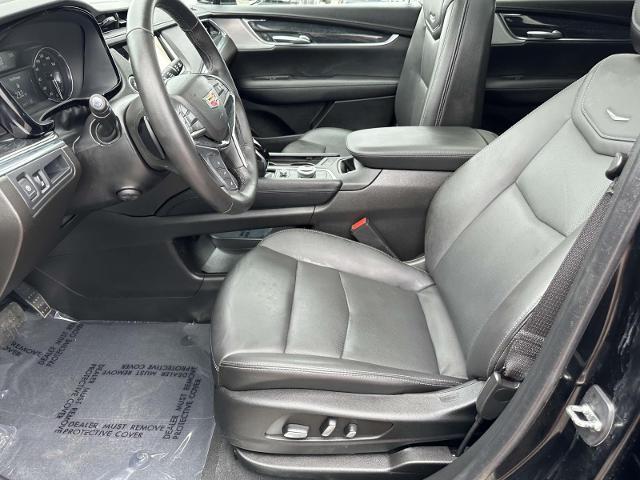 used 2022 Cadillac XT5 car, priced at $33,995