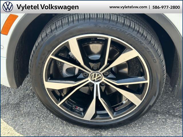 used 2024 Volkswagen Tiguan car, priced at $36,995
