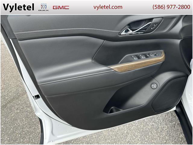 used 2022 GMC Acadia car, priced at $27,995