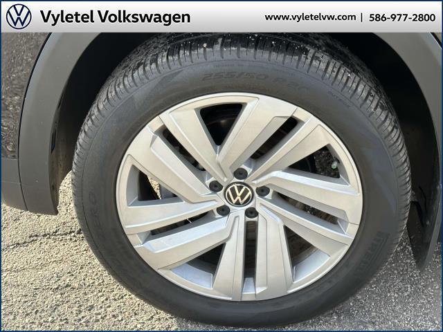 used 2021 Volkswagen Atlas car, priced at $29,995