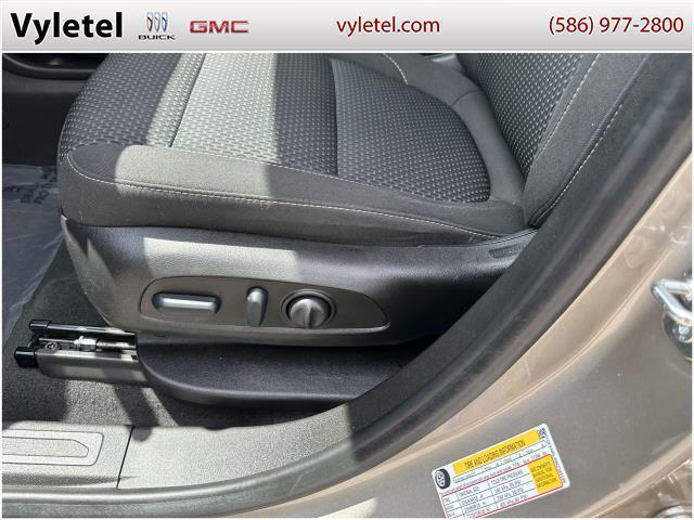 used 2022 GMC Acadia car, priced at $26,995