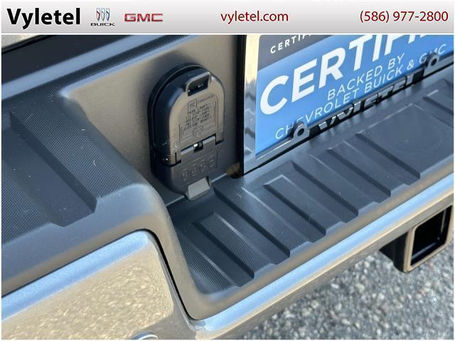 used 2022 GMC Canyon car, priced at $35,995