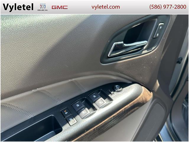 used 2022 GMC Canyon car, priced at $35,995