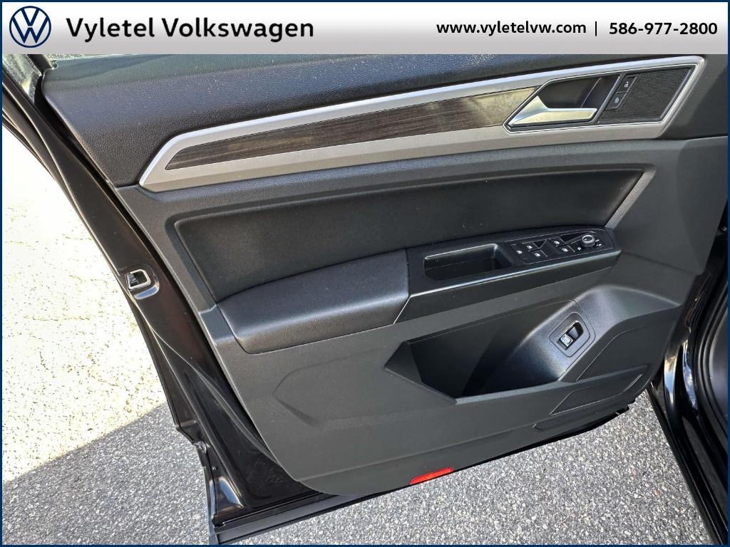 used 2019 Volkswagen Atlas car, priced at $21,995