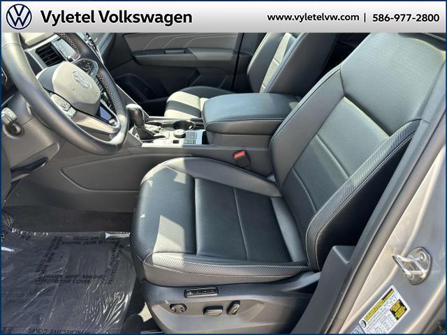 used 2021 Volkswagen Atlas Cross Sport car, priced at $31,995