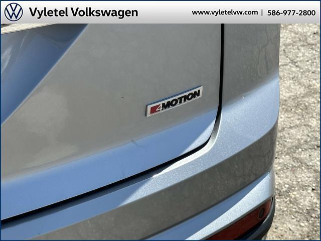 used 2021 Volkswagen Atlas Cross Sport car, priced at $31,995