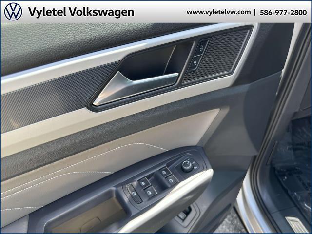 used 2021 Volkswagen Atlas Cross Sport car, priced at $31,995