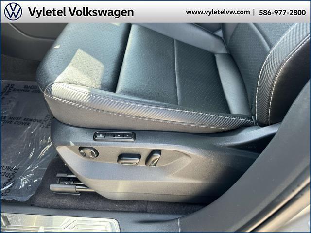 used 2021 Volkswagen Atlas Cross Sport car, priced at $31,995