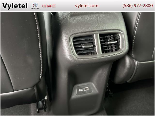 used 2023 Buick Envision car, priced at $28,995