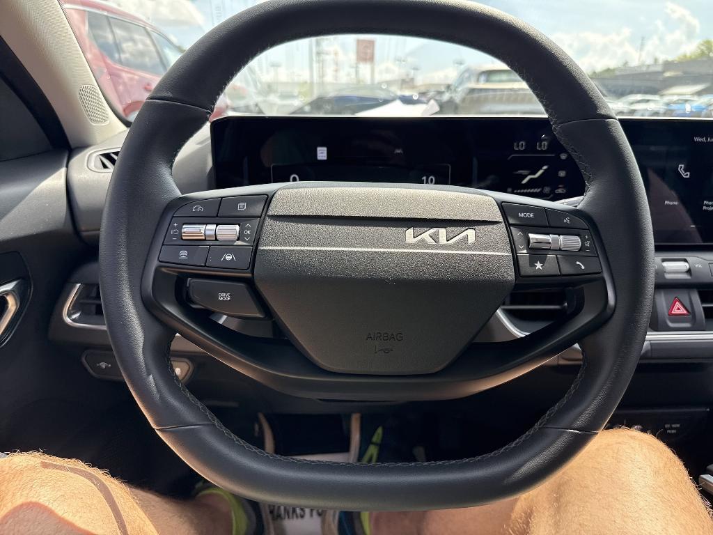used 2025 Kia K4 car, priced at $21,988