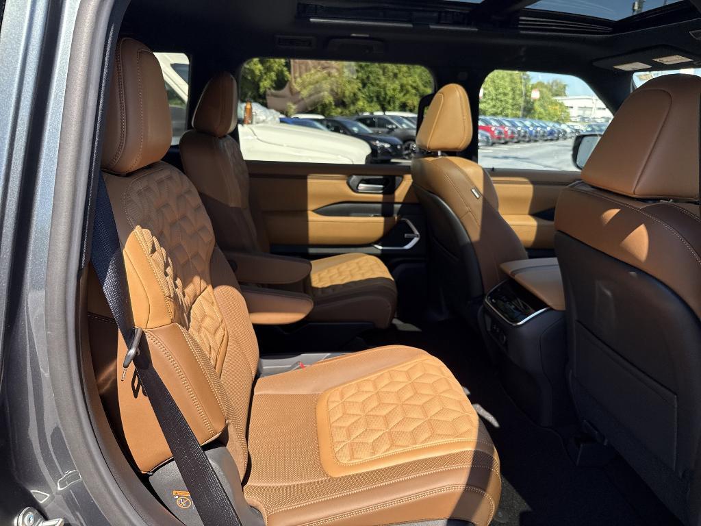 new 2025 Nissan Armada car, priced at $80,261