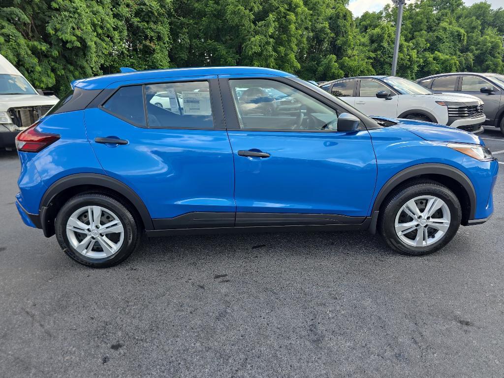 new 2025 Nissan Kicks Play car, priced at $22,935