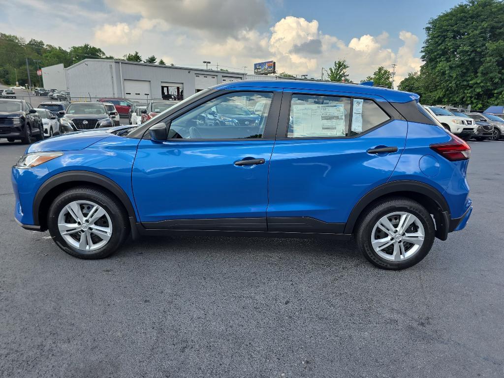 new 2025 Nissan Kicks Play car, priced at $22,935