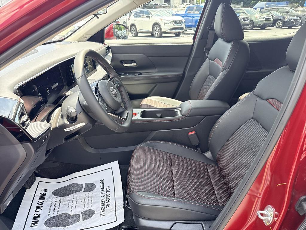 new 2025 Nissan Kicks car, priced at $28,380