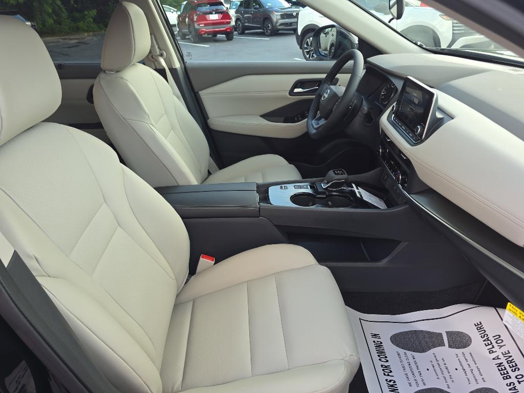 new 2025 Nissan Rogue car, priced at $32,024