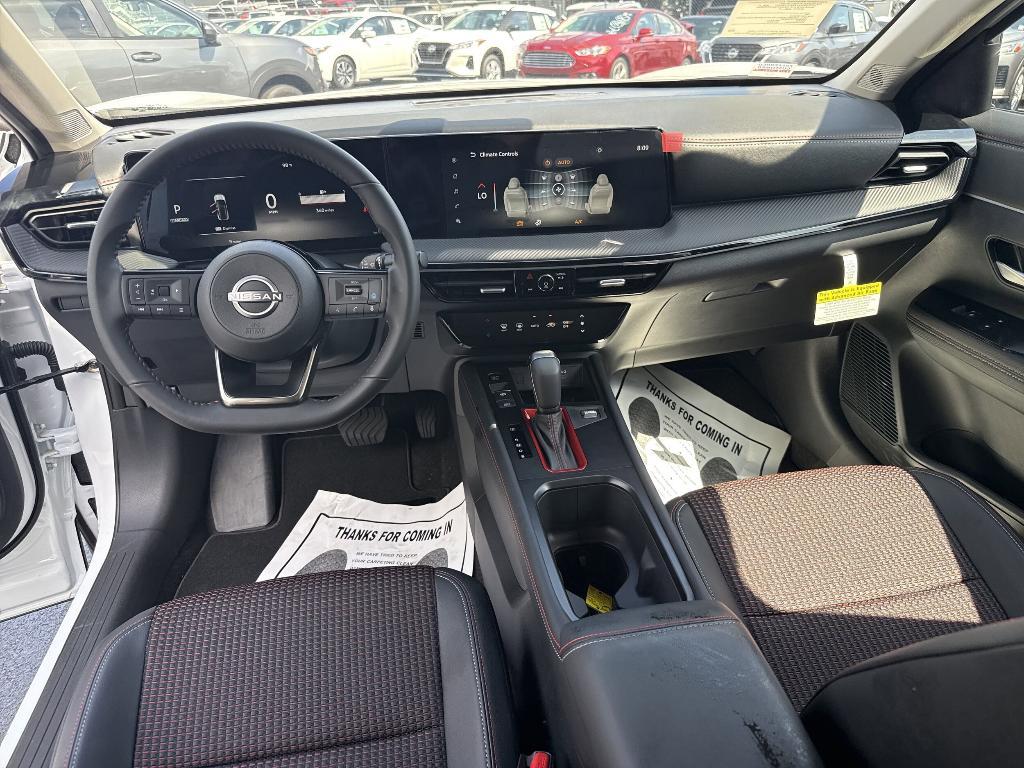 new 2025 Nissan Kicks car, priced at $27,702