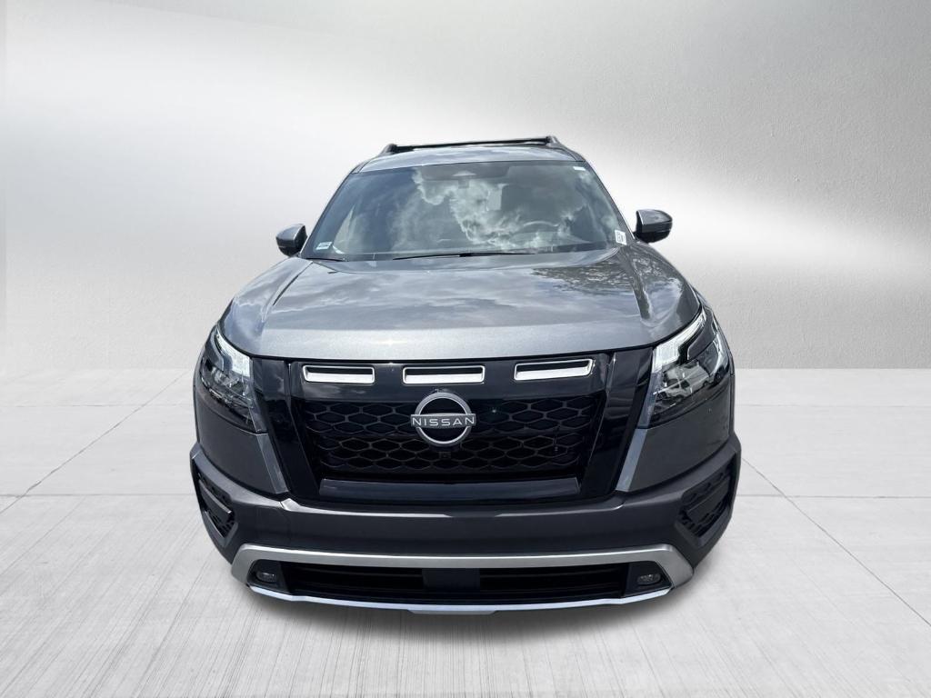 new 2025 Nissan Pathfinder car, priced at $43,261