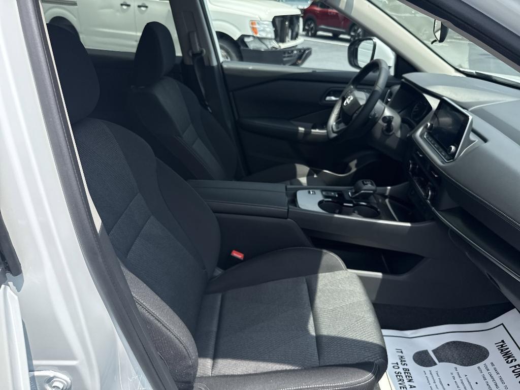 new 2025 Nissan Rogue car, priced at $30,652