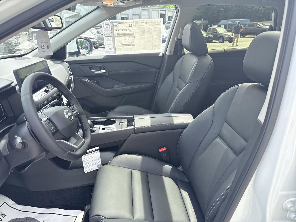 new 2025 Nissan Rogue car, priced at $40,762