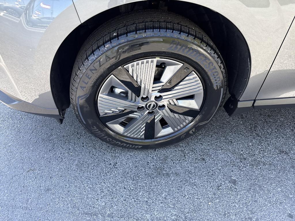 new 2025 Nissan Murano car, priced at $43,746