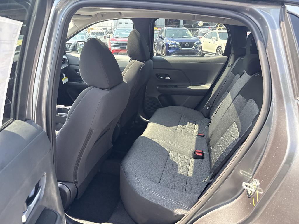 new 2025 Nissan Kicks car, priced at $27,822