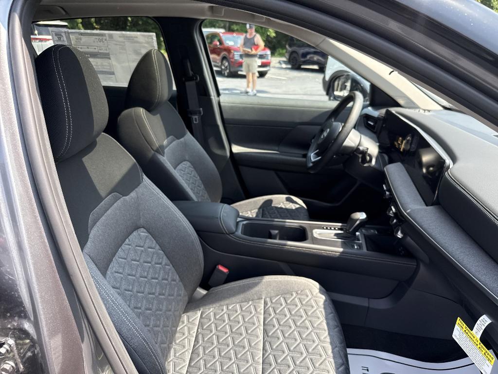 new 2025 Nissan Kicks car, priced at $27,822