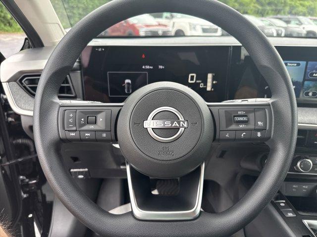 new 2025 Nissan Kicks car, priced at $24,758