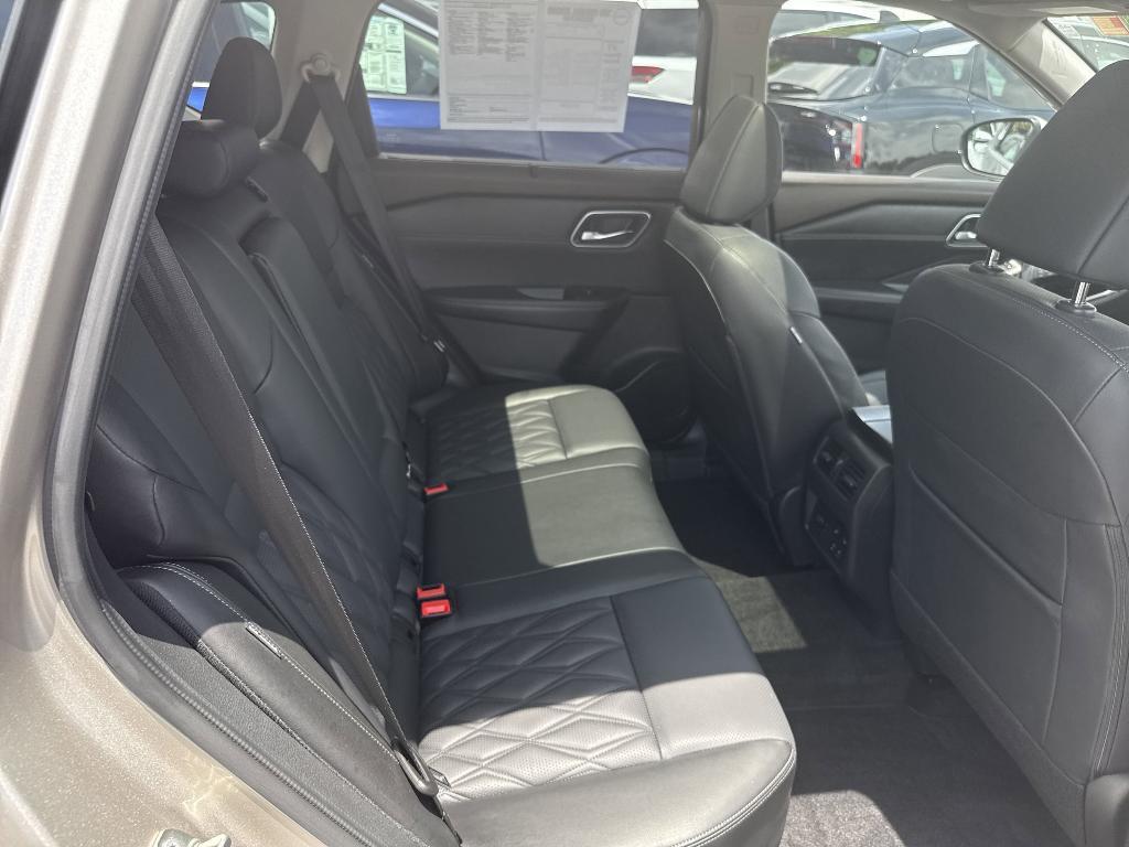 used 2023 Nissan Rogue car, priced at $32,688