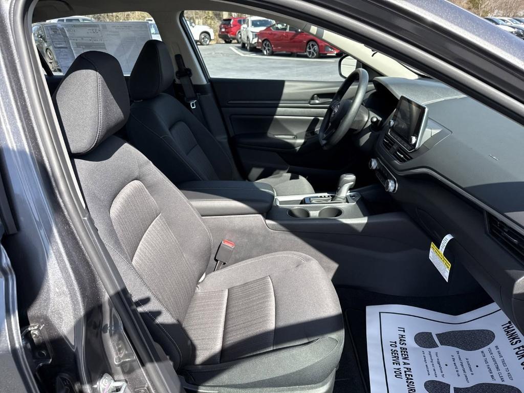 new 2025 Nissan Altima car, priced at $26,614